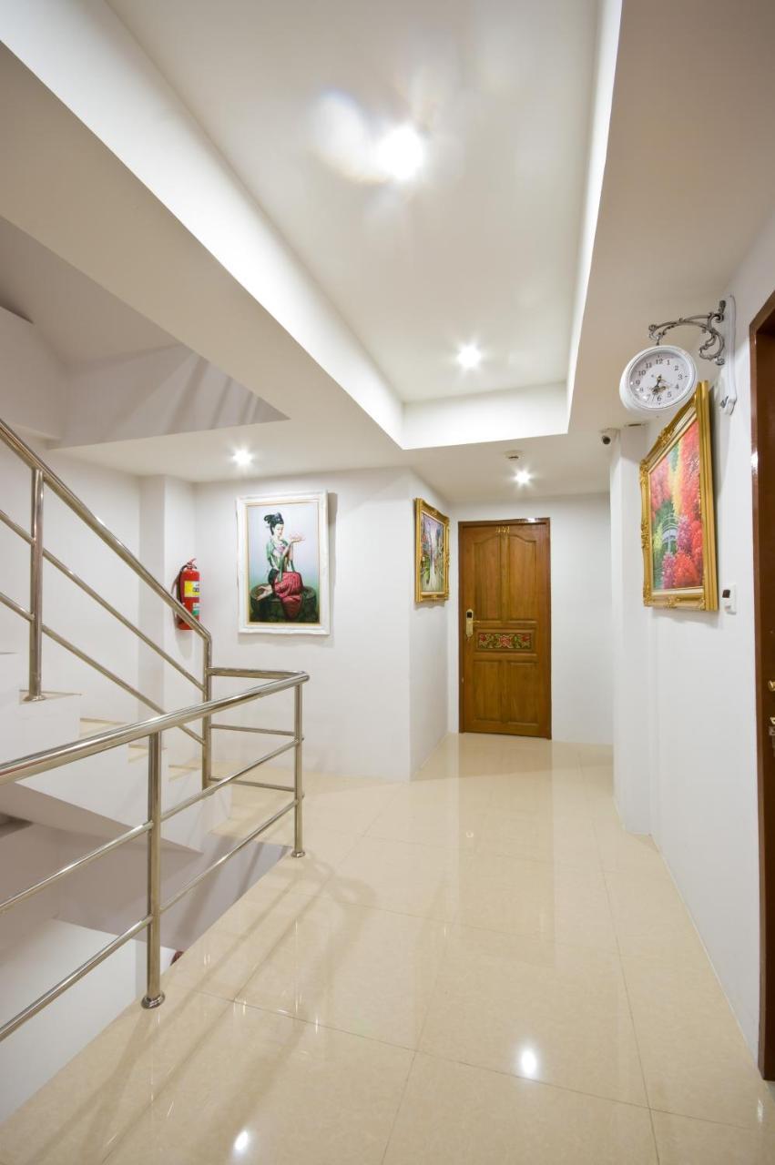 Richly Villa Бангкок Экстерьер фото
